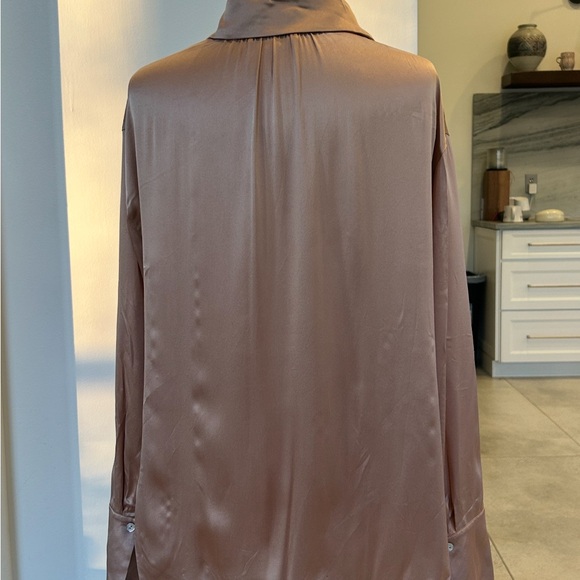 Vince Women's Satin Button Down Shirt in Blush - Picture 4 of 6